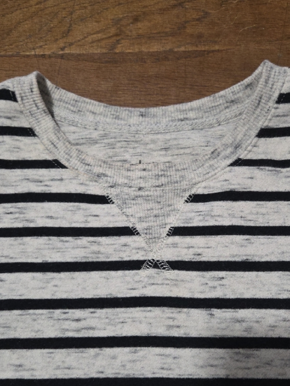 dip Crewneck Sweater - Picture 3 of 7